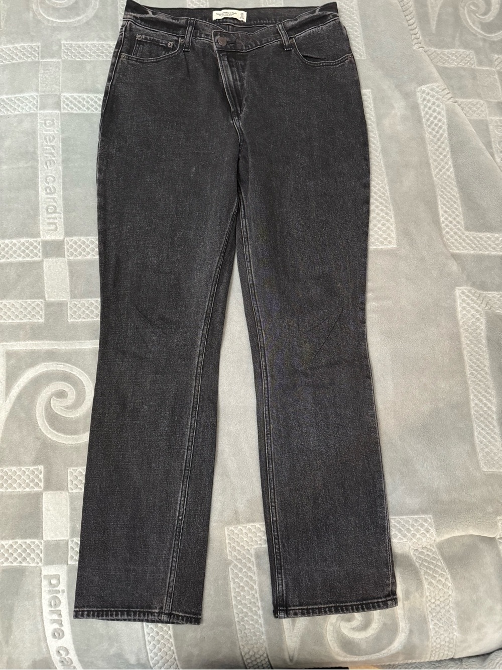 Abercrombie & Fitch 90s Slim Straight Ultra High Rise Black Denim